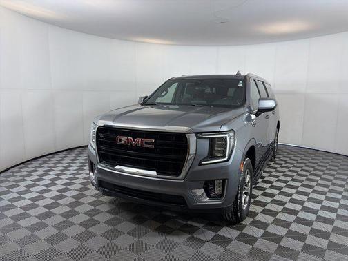 2022 GMC Yukon XL SLE