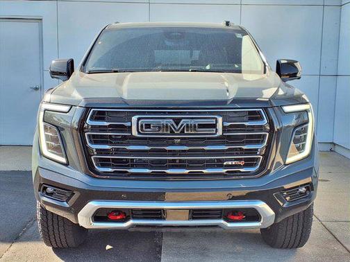 2026 GMC Yukon 4WD AT4