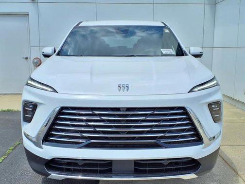 2025 Buick Enclave Preferred FWD
