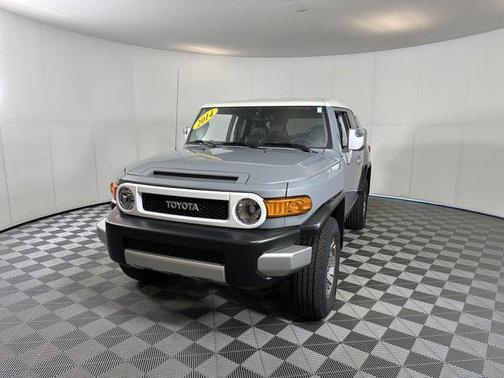 2014 Toyota FJ Cruiser Base