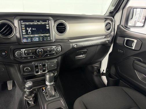Bright White Clearcoat 2023 Jeep Wrangler Sport S