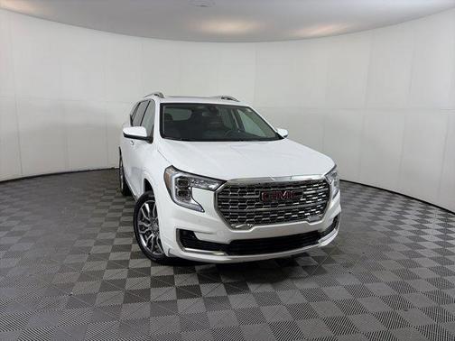 2022 GMC Terrain Denali