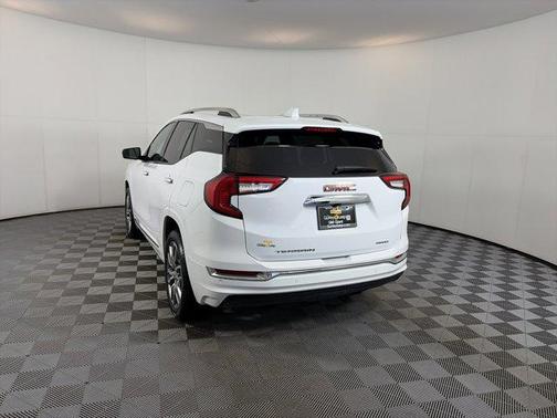 2022 GMC Terrain Denali
