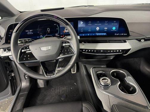 2025 Cadillac OPTIQ Sport 2 AWD