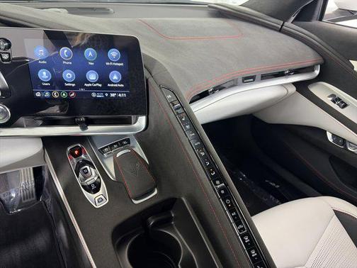 2023 Chevrolet Corvette Stingray w/3LT