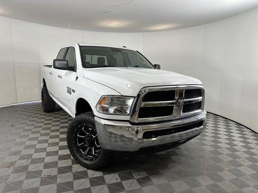 2017 RAM 2500 SLT Crew Cab 4x4 6'4' Box