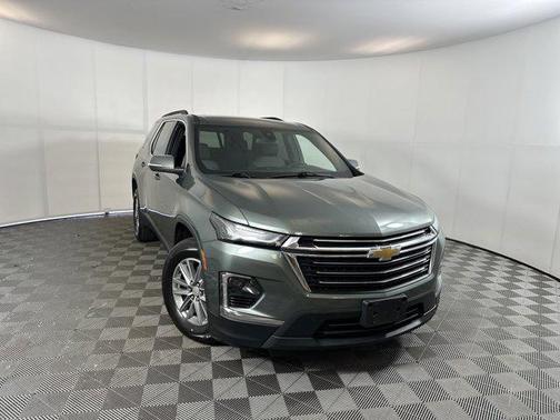 2022 Chevrolet Traverse LT Cloth