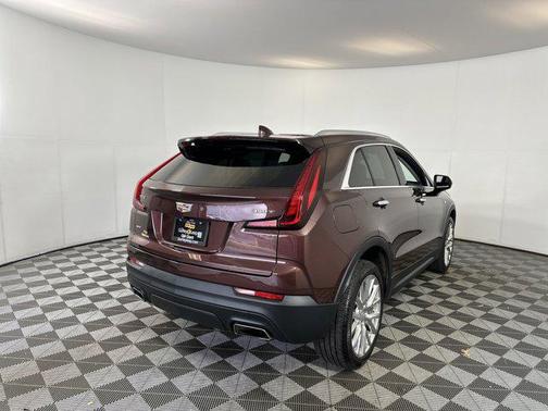 2023 Cadillac XT4 Luxury