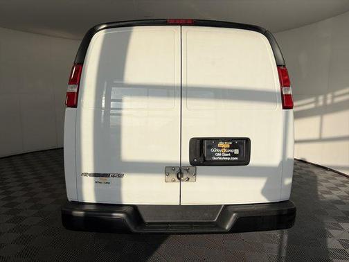 2021 Chevrolet Express 2500 RWD 2500 Regular Wheelbase WT