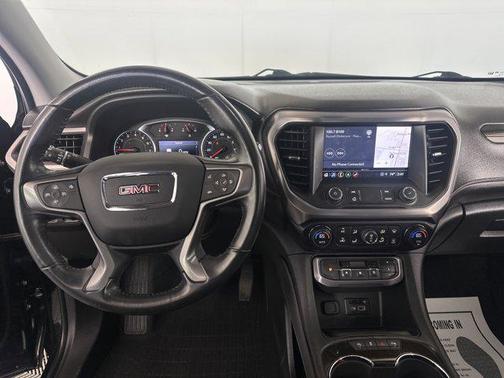 2022 GMC Acadia AWD AT4