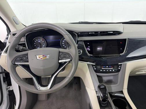 2024 Cadillac XT6 Premium Luxury AWD