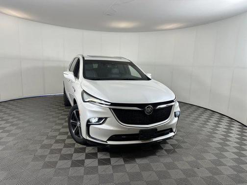 2022 Buick Enclave AWD Essence