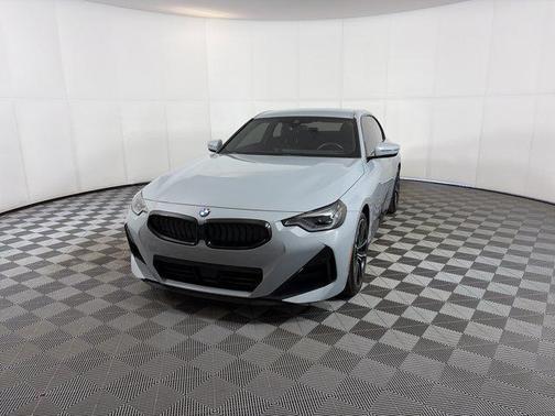 2023 BMW 230 i xDrive