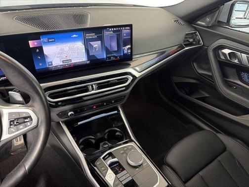 2023 BMW 230 i xDrive