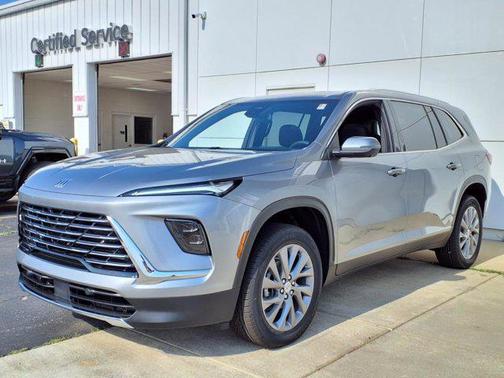 2025 Buick Enclave Preferred FWD