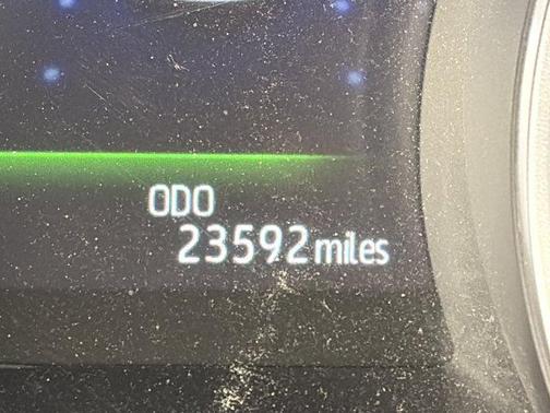 2023 Toyota Camry Hybrid XLE