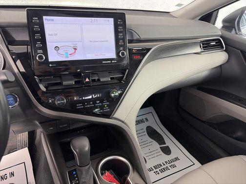 2023 Toyota Camry Hybrid XLE