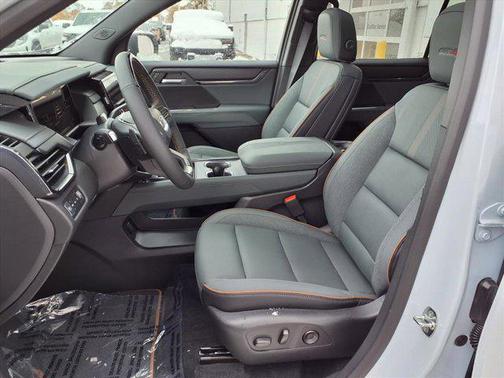 2026 GMC Acadia AT4 AWD