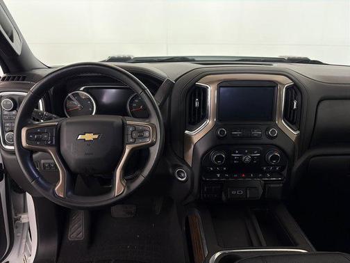 2023 Chevrolet Silverado 3500 High Country