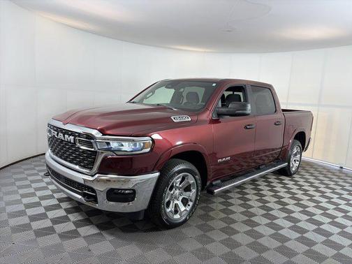 Delmonico Red Pearlcoat 2025 RAM 1500 Big Horn/Lone Star