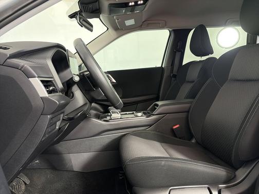 Alloy Silver Metallic 2025 Mitsubishi Outlander ES