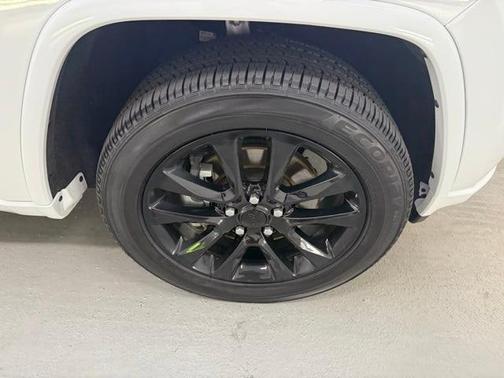 2022 Jeep Grand Cherokee WK Laredo