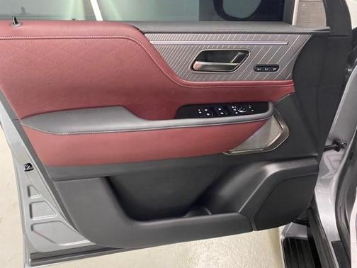2025 INFINITI QX80 AUTOGRAPH