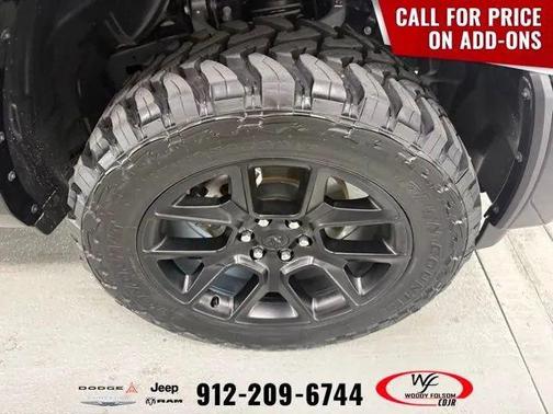 Diamond Black Crystal Pearlcoat 2026 RAM 1500 Laramie