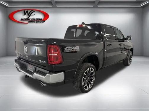 Diamond Black Crystal Pearlcoat 2026 RAM 1500 Longhorn