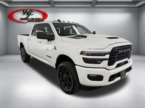 Bright White Clearcoat 2026 RAM 2500 Laramie Crew Cab 4x4 6'4' Box