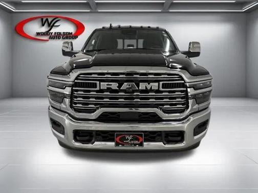 Diamond Black Crystal Pearlcoat 2026 RAM 3500 Longhorn