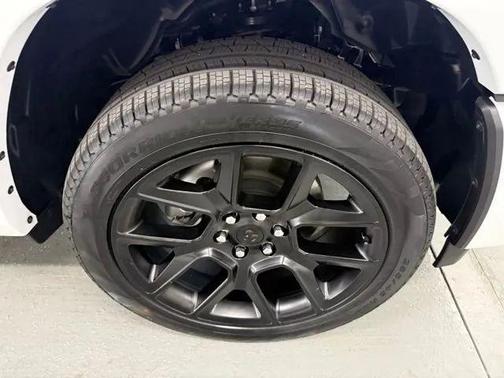 Bright White Clearcoat 2026 RAM 1500 Laramie