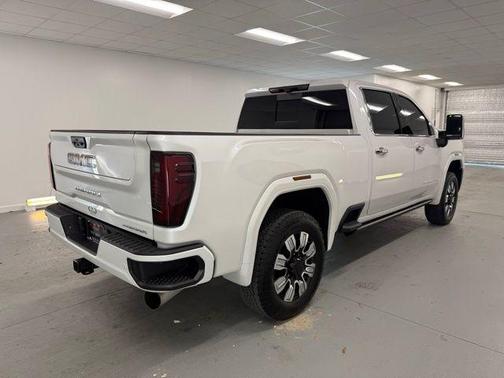 2024 GMC Sierra 3500 Denali