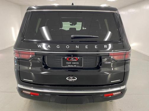 2023 Jeep Wagoneer Series III