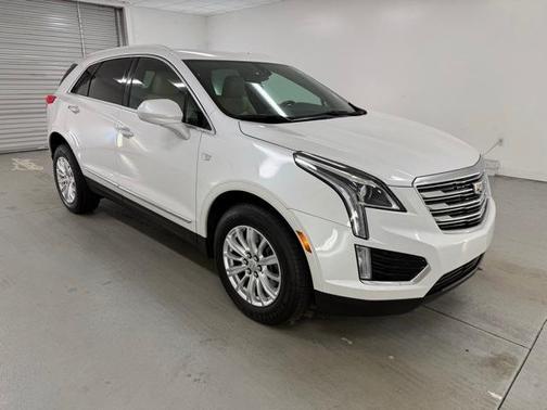 2017 Cadillac XT5 Base
