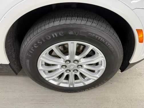 2017 Cadillac XT5 Base