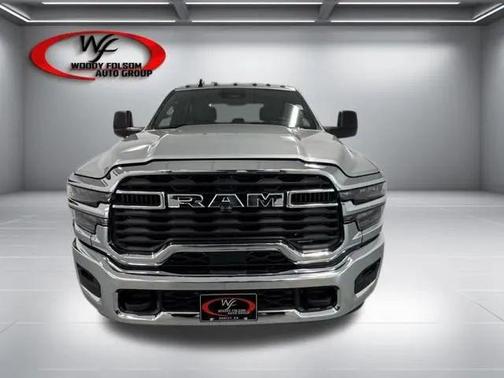 Silver Zynith 2026 RAM 3500 Tradesman Crew Cab 4x4 8' Box