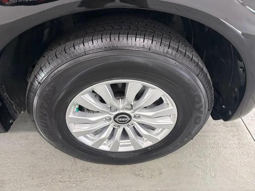 Super Black 2023 Nissan Armada SV 4WD