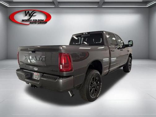 Granite Crystal Metallic Clearcoat 2026 RAM 2500 Laramie Crew Cab 4x4 6'4' Box