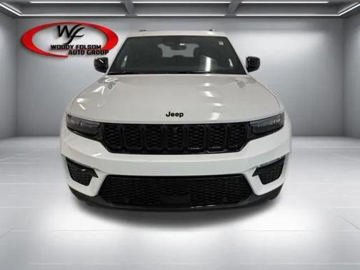 Bright White Clearcoat 2025 Jeep Grand Cherokee Limited