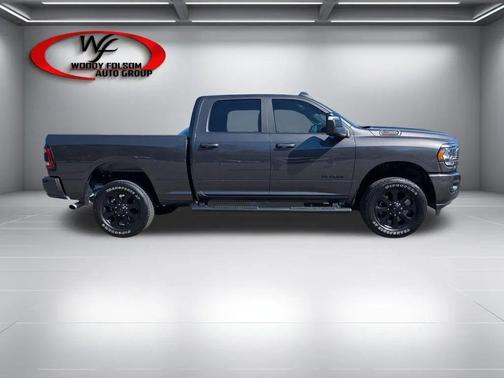 Granite Crystal Metallic Clearcoat 2024 RAM 2500 Big Horn Crew Cab 4x4 6'4' Box