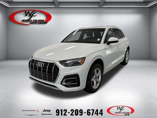 Glacier White Metallic 2023 Audi Q5 40 Premium