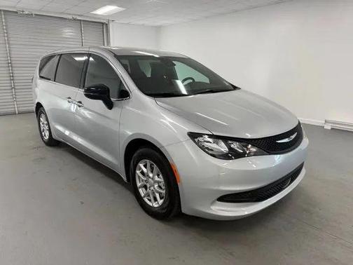 2026 Chrysler Voyager LX