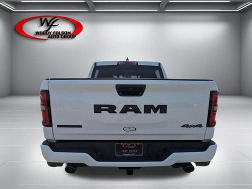 Bright White Clearcoat 2025 RAM 1500 Big Horn/Lone Star