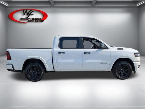 Bright White Clearcoat 2025 RAM 1500 Big Horn/Lone Star