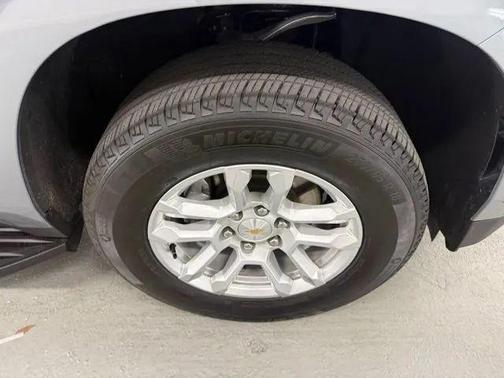 Sterling Gray Metallic 2025 Chevrolet Tahoe LT