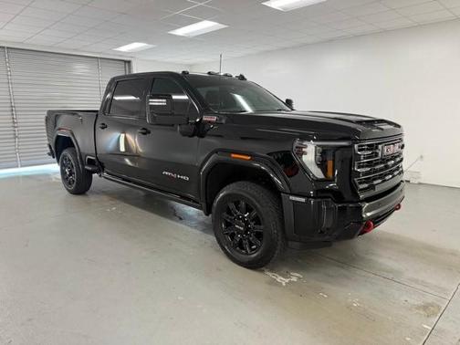2024 GMC Sierra 2500 AT4