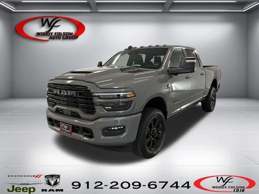 Ceramic Gray Clearcoat 2026 RAM 2500 Laramie Crew Cab 4x4 6'4' Box