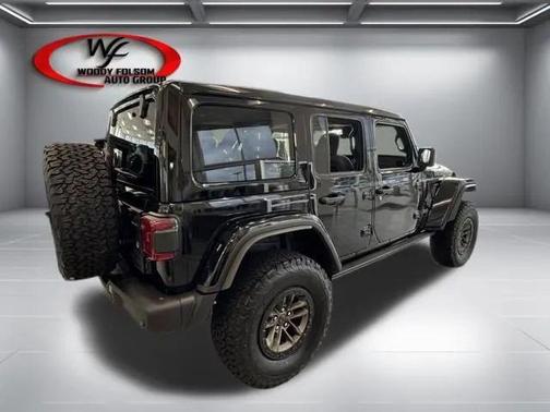 Black Clearcoat 2025 Jeep Wrangler Rubicon 392 Final Edition