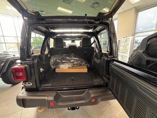 2025 Jeep Wrangler Rubicon 392